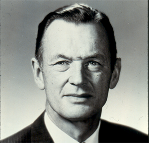 Dr. Robert Evans